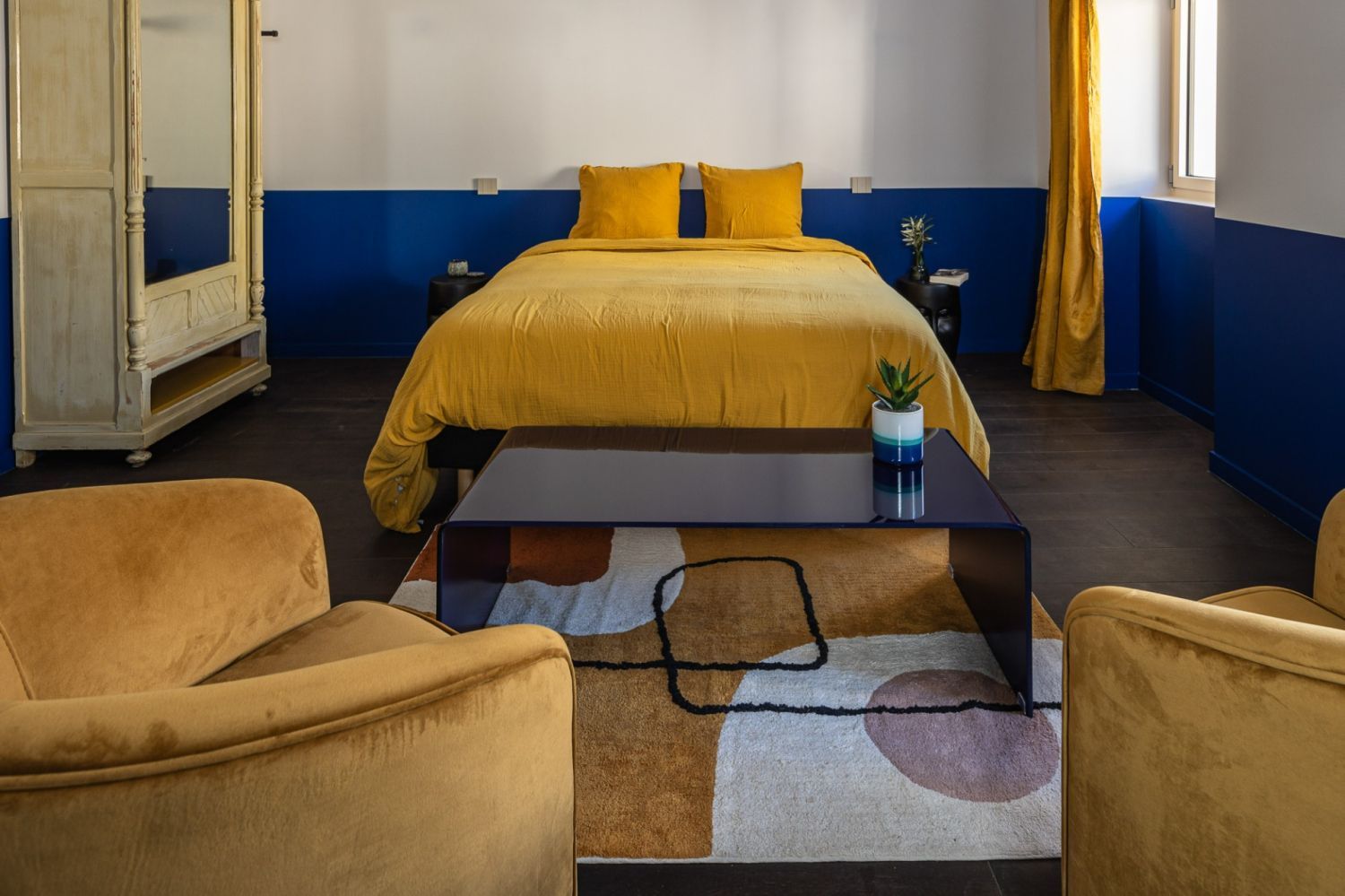 An old farmhouse completely renovated in the heart of Provence
