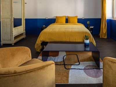 An old farmhouse completely renovated in the heart of Provence