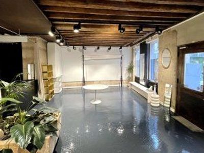 Boutique Charmante à Le Marais pour Pop-Ups et Expositions