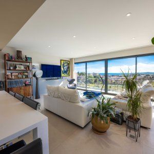 Villa with swimming pool, garden and sea view