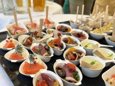 Restaurant on the banks of the Seine - 300 seats 