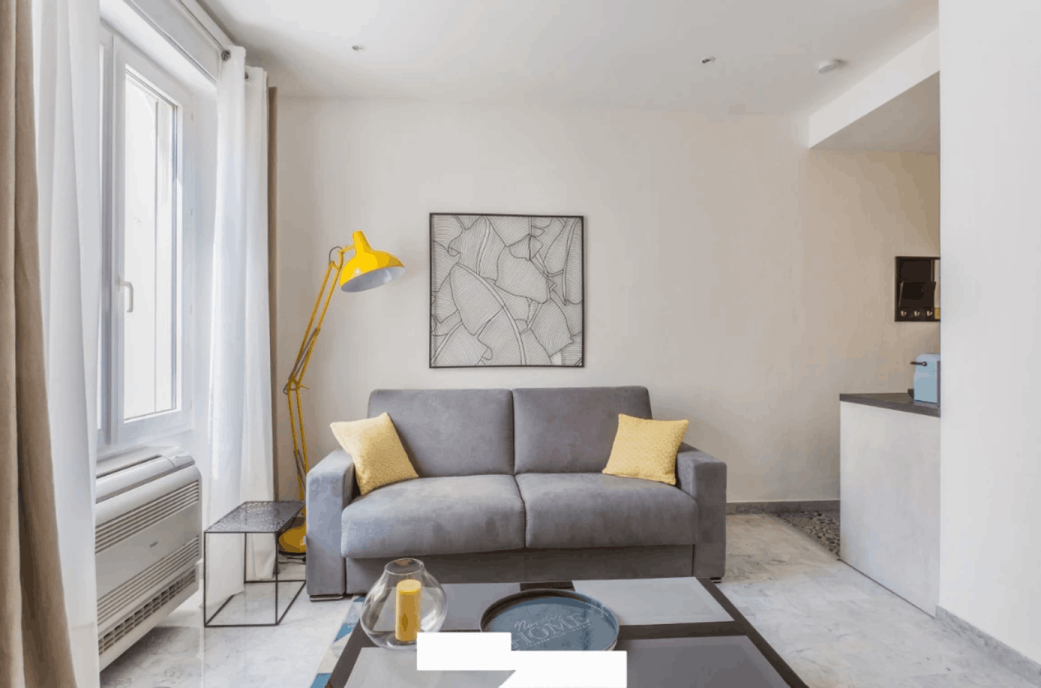 2-Bedroom Apartment Cannes – 2 Min to Croisette, 10 Guests