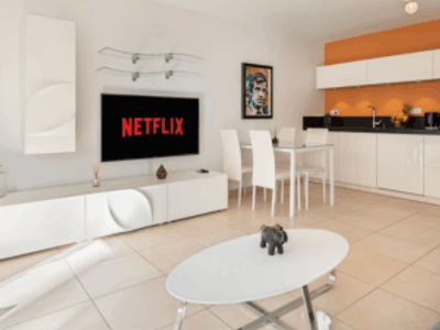 1-Bedroom Apartment Cannes – Terrace, 10 Guests