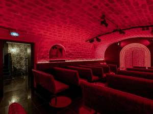Private Comedy Club & Bar in Paris | Exclusive Events