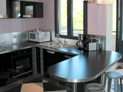 Cannes Apartment – 3 Beds, Near Beach, 10 Guests