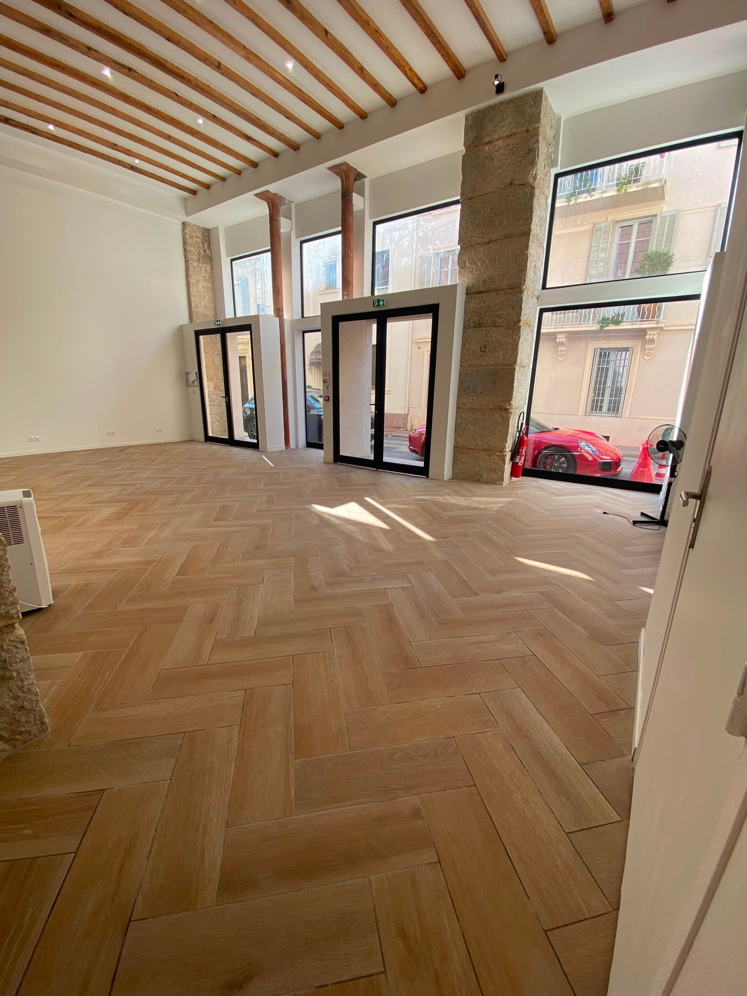 Event Space Cannes – 150m² Loft Near Palais, 100 Guests