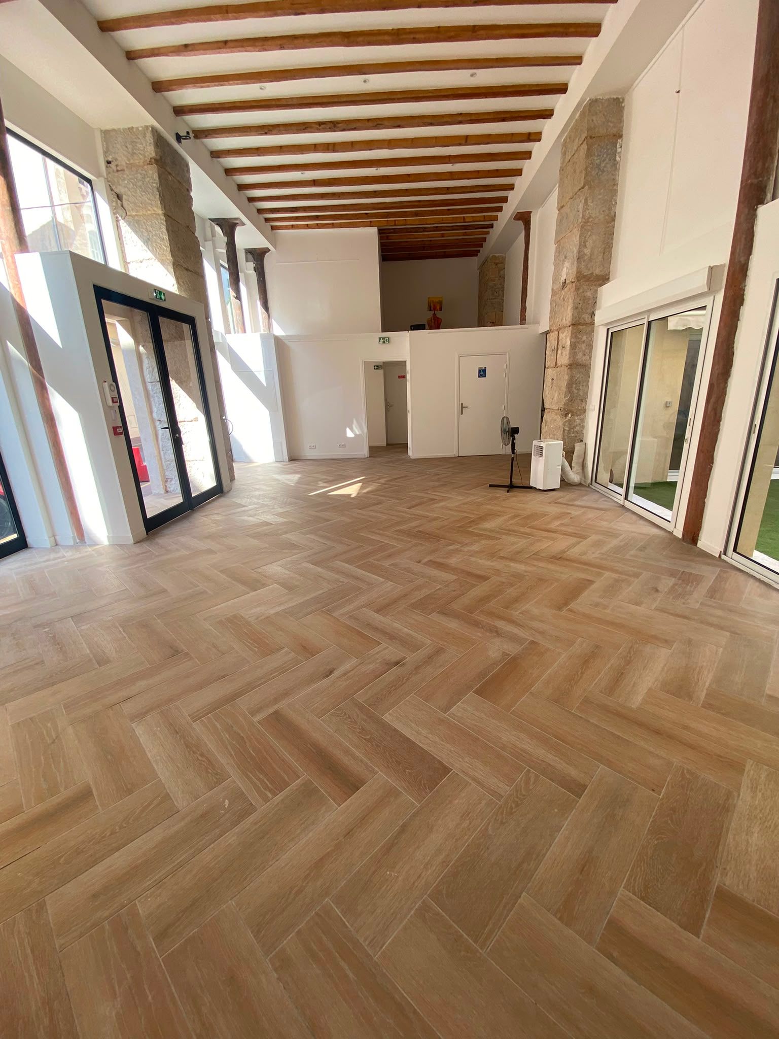 Event Space Cannes – 150m² Loft Near Palais, 100 Guests