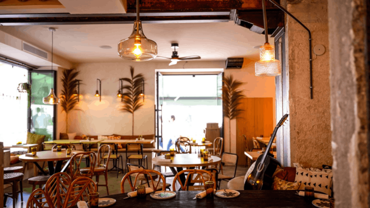 Restaurant californien à Cannes avec terrasse – Près du Palais