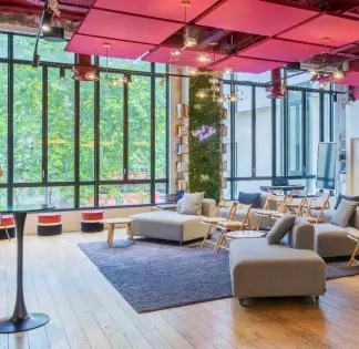 Elegant Event Venue in Paris with Historic Charm & Modern Amenities
