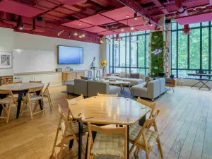 Elegant Event Venue in Paris with Historic Charm & Modern Amenities