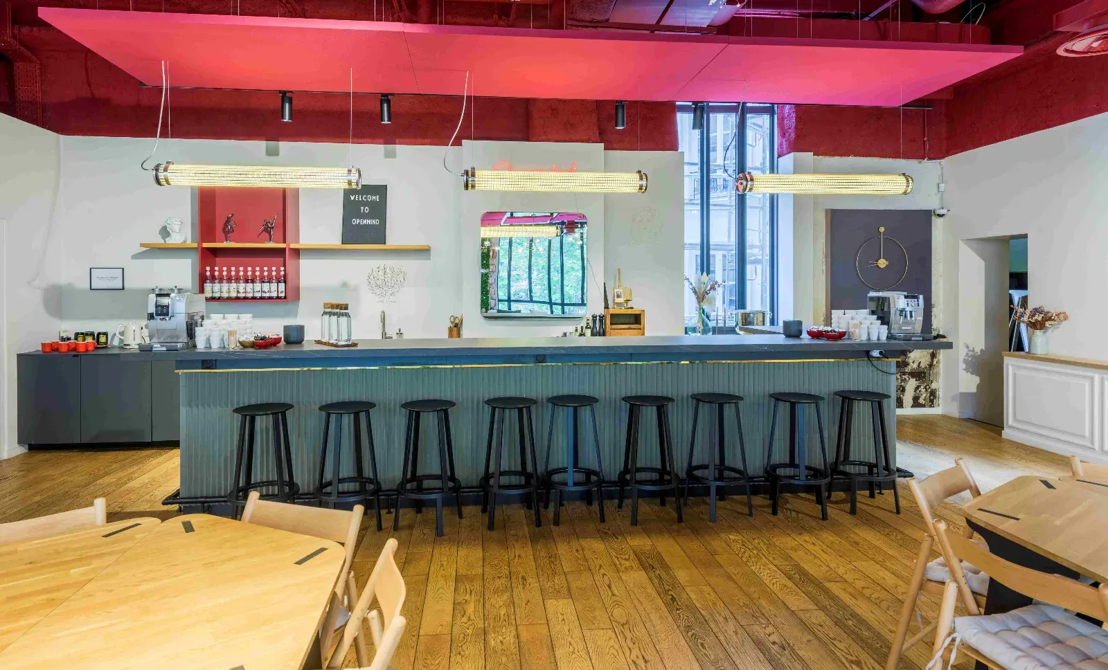 Elegant Event Venue in Paris with Historic Charm & Modern Amenities