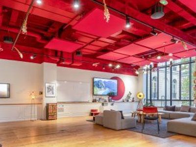 Elegant Event Venue in Paris with Historic Charm & Modern Amenities