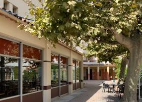 Café near the sea, Cannes International Campus