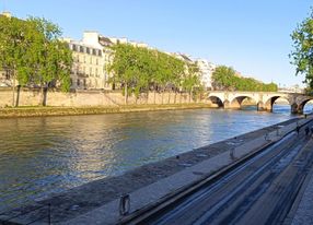 Floor of a House on the banks of the Seine Paris center