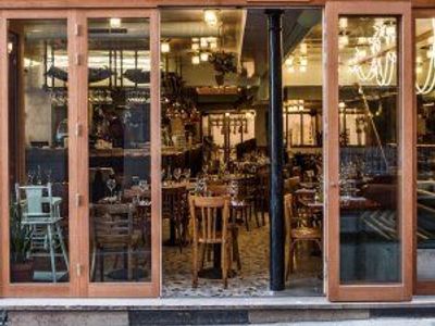 Authentic Italian Restaurant in the Louvre District | Private Events & Terrace