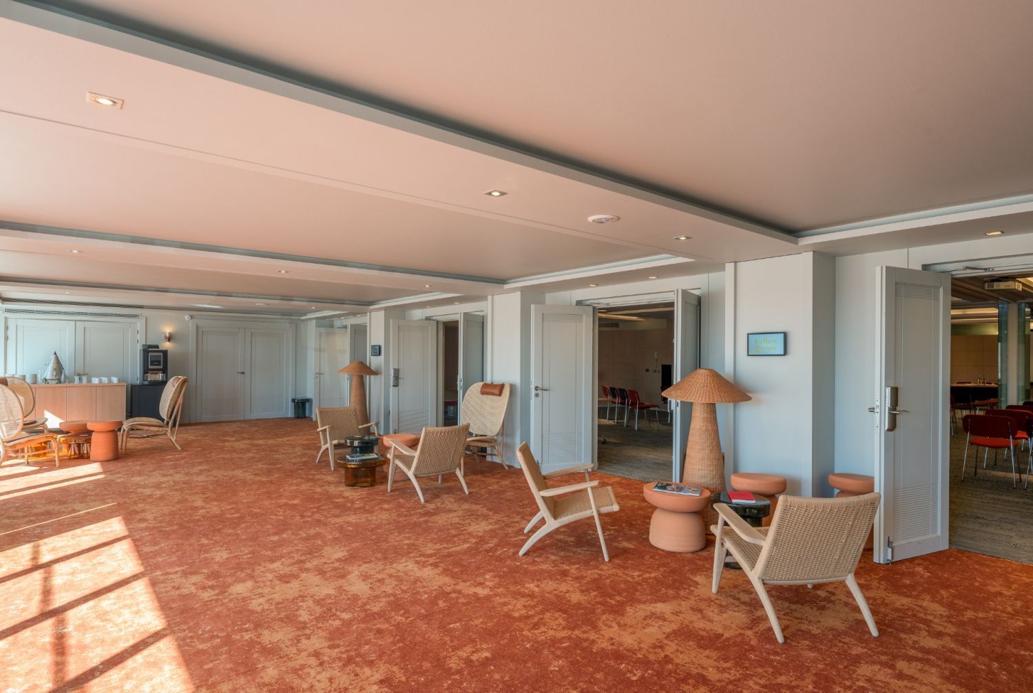 Versatile Cannes Meeting Venue with Modular Rooms Near Palais