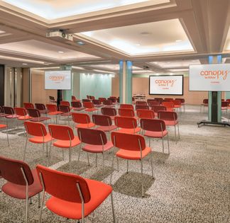 Large modular meeting room 10 minutes from the Palais des Festivals 