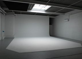 Spacious 200 m²  open space area for film, photo and private events