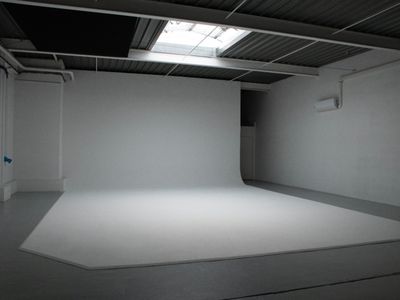 Spacious 200 m²  open space area for film, photo and private events