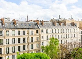 Private mansion in the heart of the 16th arrondissement with rooftop and view of the Eiffel Tower