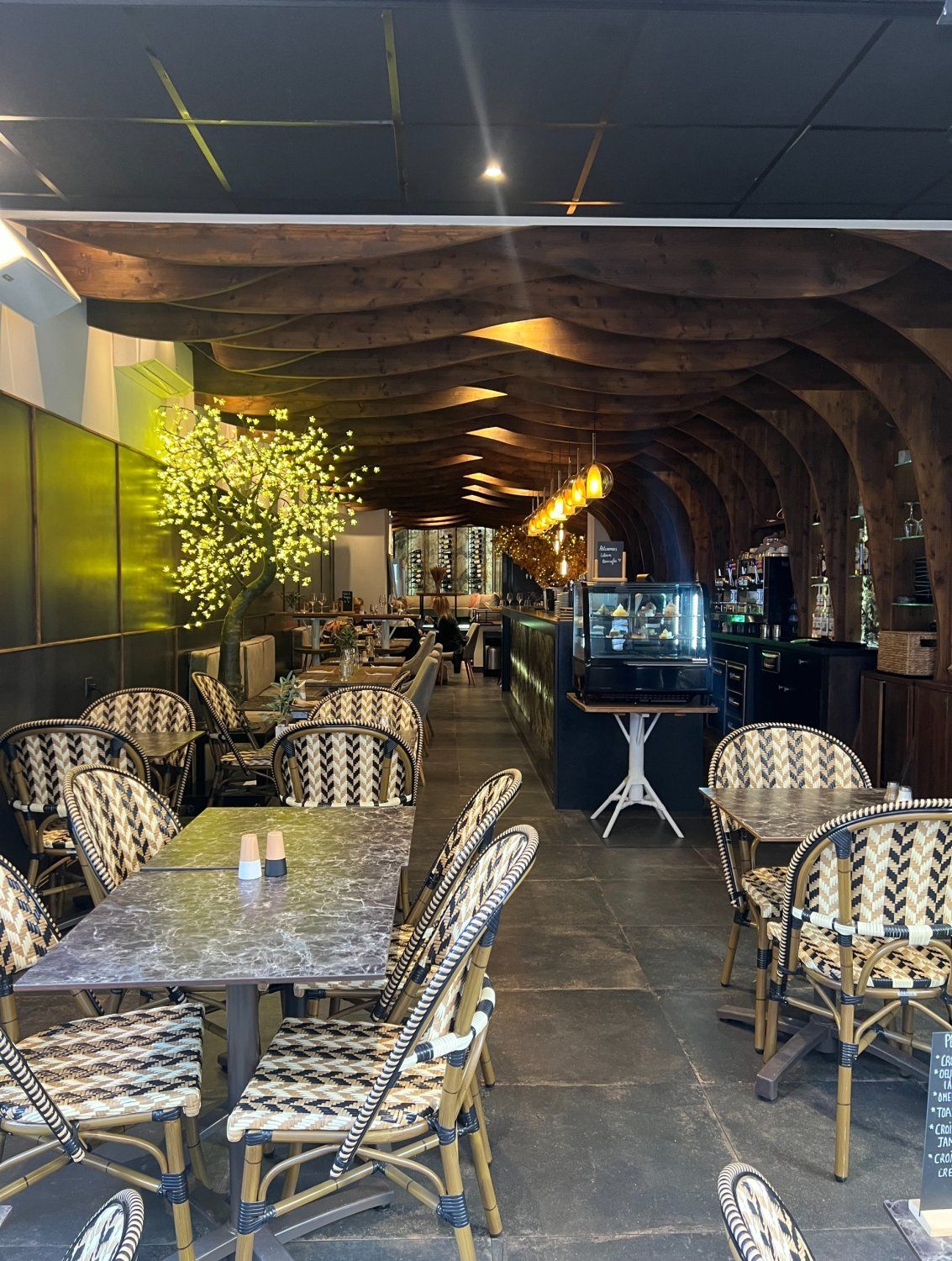 Authentic Central Cannes Restaurant with Terrace for Events