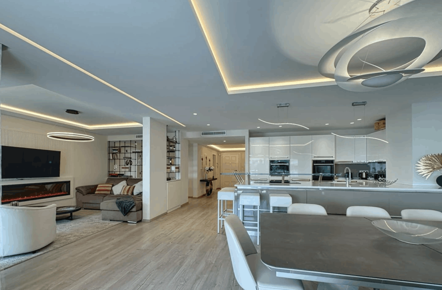 Appartement élégant à Cannes avec terrasse – À 2 min de la Croisette
