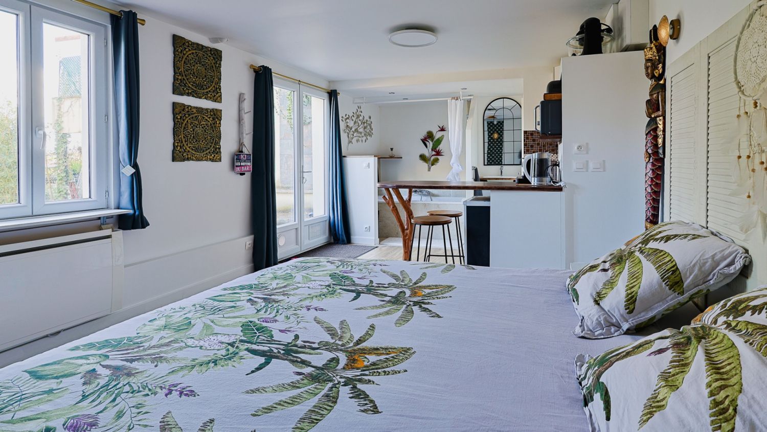 Gîtes et jardin sur une île 