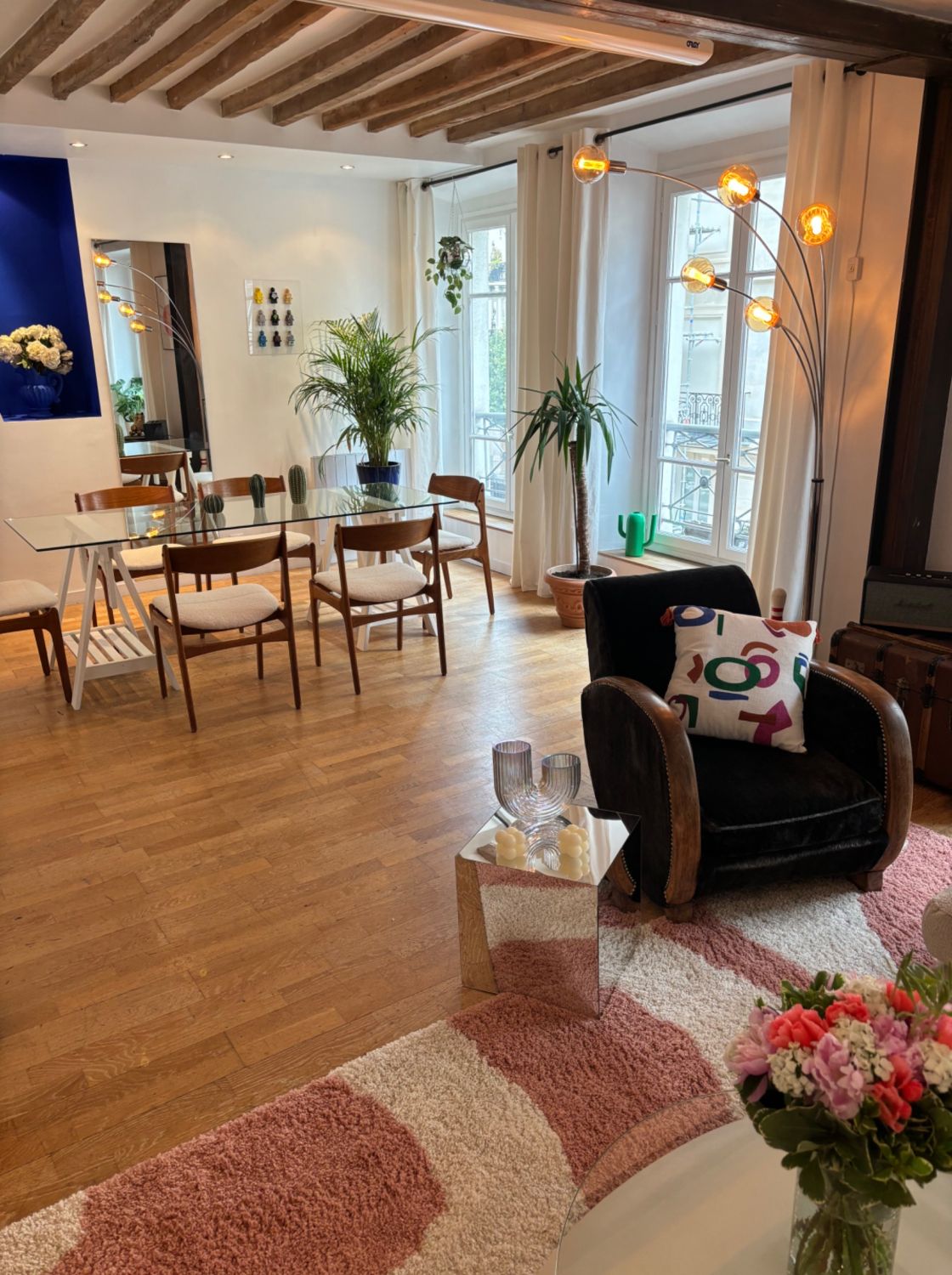 Retro-Modern Paris Apartment for Meetings & Product Launches