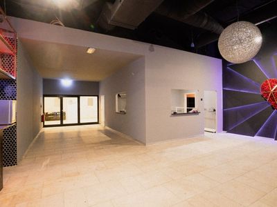 Central Venue with a Berliner Skyline View