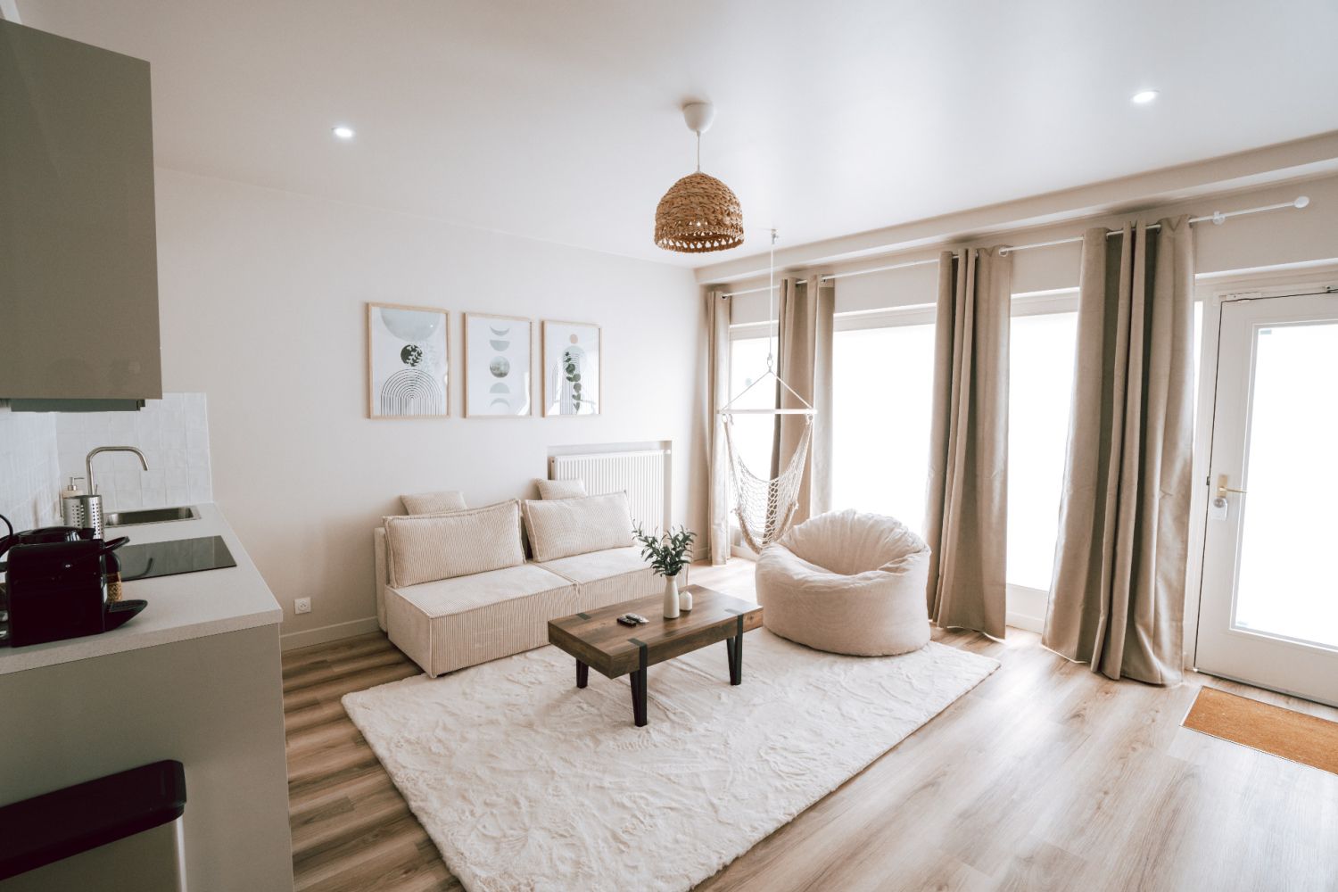 Apartment with private spa 20 minutes from Paris
