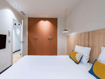 Modern 2-Bedroom Cannes Apartment Opposite Palais des Festivals