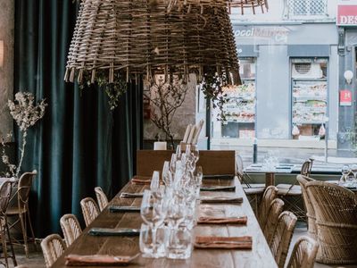 Historic Paris Restaurant with Committed Cuisine from 150+ French Farms