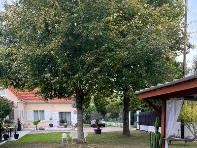 Family home with magnificent wooded garden
