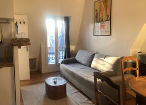 2-room apartment, quiet, bright, well soundproofed, Place d'Italie