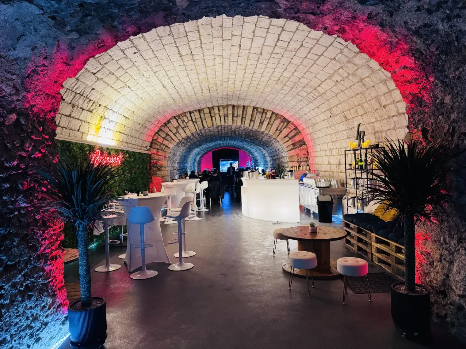 Champagne House - Historic Crayère Gallery 