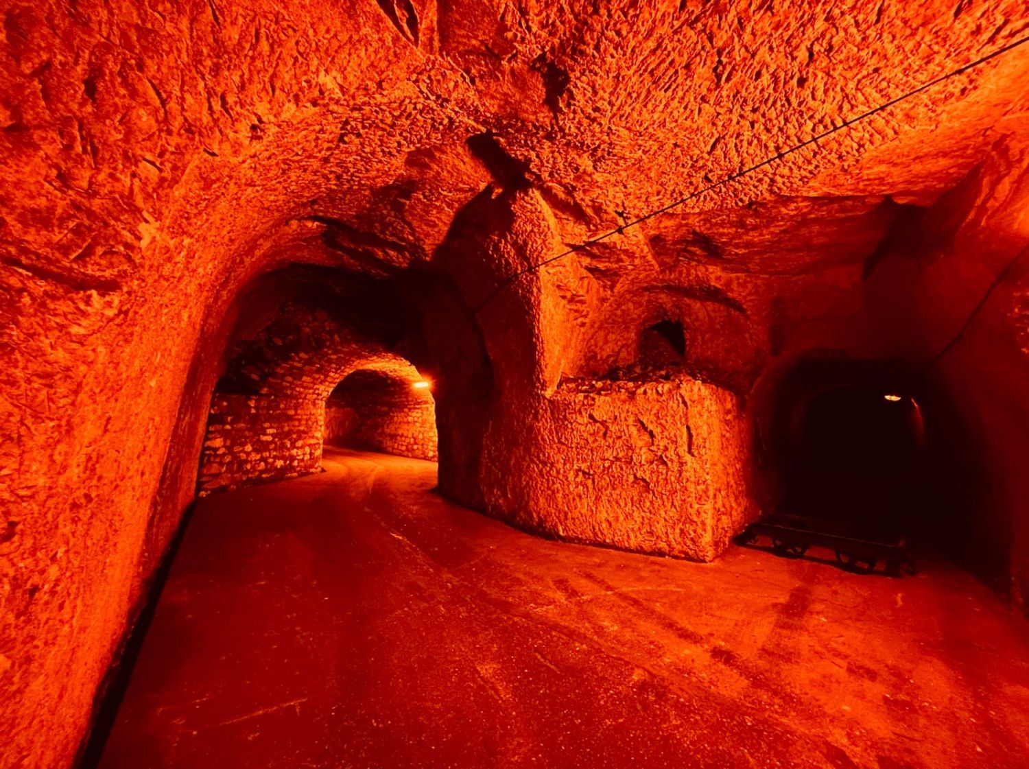 Champagne House - Historic Crayère Gallery 