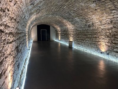 Champagne House - Historic Crayère Gallery 