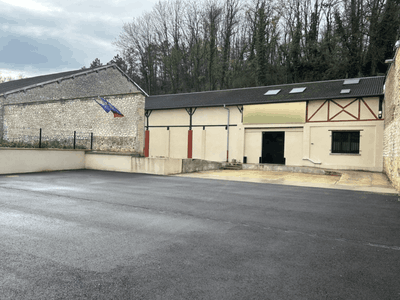 Champagne House winery