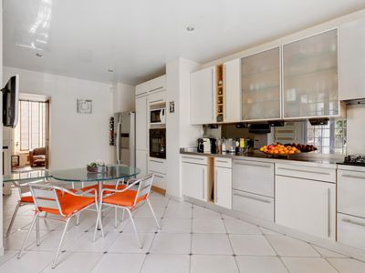 Exceptional villa in the Montmorency valley