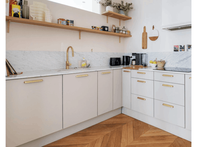 Beautiful and large bourgeois apartment in Montmartre