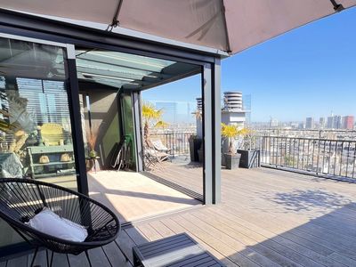 Exclusive Paris Rooftop Venue with Eiffel Tower View