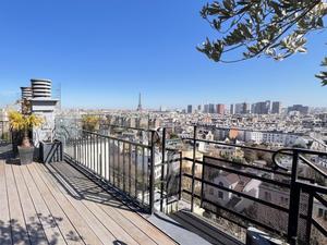 Exclusive Paris Rooftop Venue with Eiffel Tower View