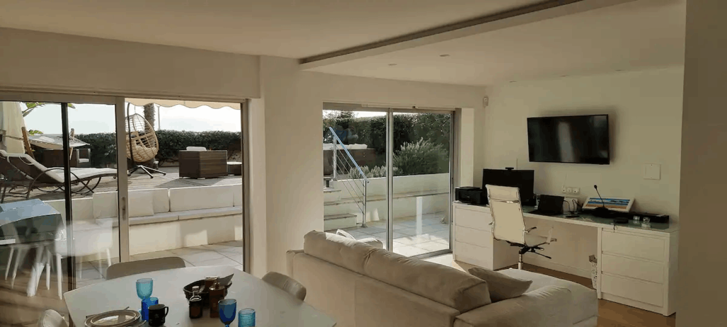 Appartement jardin avec vue mer à Cannes – Terrasse à Palm Beach