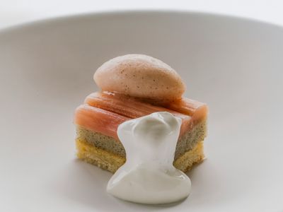 Luxury Burgundy Estate: High-End Events in Nature