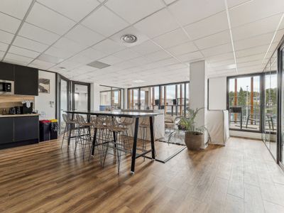 Designer lounges in a cozy and inspiring coworking