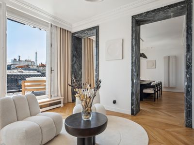 Haussmannian Apartment with Eiffel Tower View | Paris Event Venue