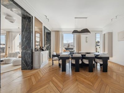 Haussmannian Apartment with Eiffel Tower View | Paris Event Venue