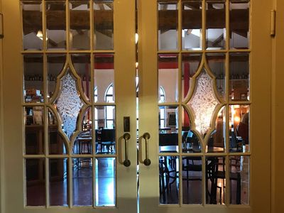 Bistrot de charme dans une ancienne cave à vin