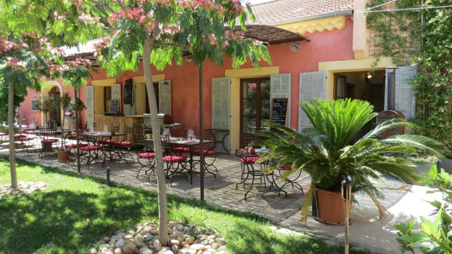 Bistrot de charme dans une ancienne cave à vin