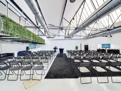 Glass roof in a rehabilitated factory